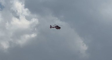 Derecik'ten Yüksekova'ya helikopter ambulansla pnömoni hastası nakli