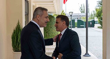 Dışişleri Bakanı Fidan, Libya Silahlı Kuvvetleri Genelkurmay Başkan Vekili Nemruş ile görüştü