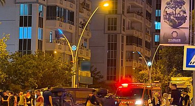 Diyarbakır'da otomobiller çarpıştı: 3 yaralı