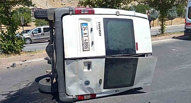 Diyarbakır'da trafik kazası: 2 yaralı