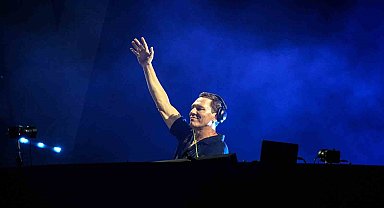 DJ Tiesto İstanbul'da sahneye çıktı