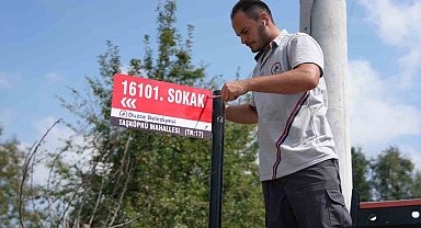 Düzce'de cadde ve sokak tabelaları tamamlanıyor