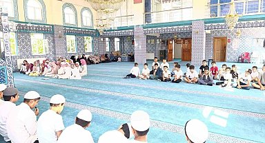 Edremit Şehitlik Camii'nde yaz Kur'an kursları tamamlandı