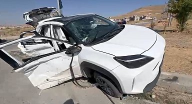Elazığ'da tırla otomobil çarpıştı: 4 yaralı