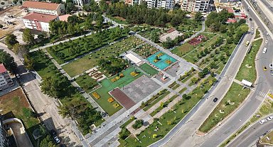 Elazığ'daki bombalı saldırıda bir gözünü kaybeden gazi Demir: "En acı kaybımız kaybettiklerimiz değil, şehitlerimizdir"