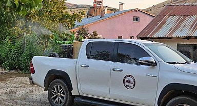 Elazığ'ın köylerinde ilaçlama çalışmaları sürüyor