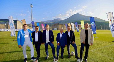 Erciyes Yüksek İrtifa Kamp Merkezi'ne spor dünyasından tam not