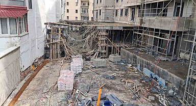 Erzurum korkutan anlar: İnşaatın tablası beton dökümünde çöktü