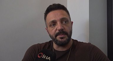 Esenyurt'ta boşanma aşamasındaki karısına hakaret eden şahıs, avukatıyla açıklama yaptı