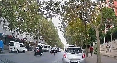 Esenyurt'ta genç kızın telefonu böyle çalıp kaçtılar