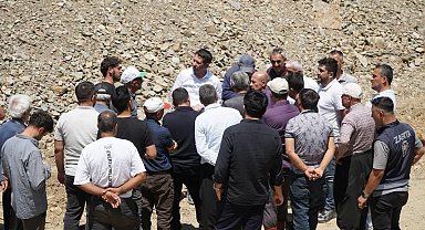 Feke'de Cömert Özen sahada "Her mahallemize aynı gayretle hizmet edeceğiz"