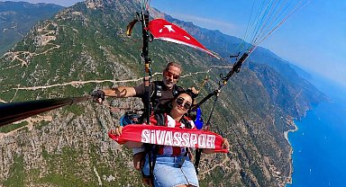 Fethiye semalarında Sivasspor atkısı açtı