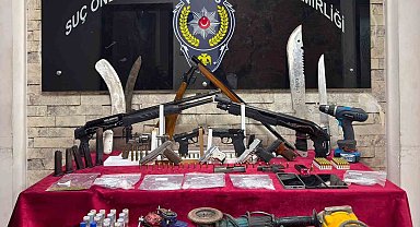 Gaziantep'te 10 adet ruhsatsız silah ele geçirildi: 2 gözaltı
