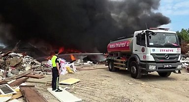 Geri dönüşüm tesisinde yangın paniği
