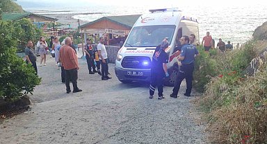 Giresun'da denize giren 4 arkadaştan 1'i hayatını kaybetti