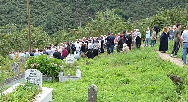 Giresun'da sele kapılarak hayatını kaybeden Mehmet Akkaya toprağa verildi