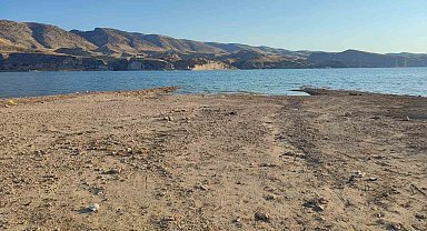 Hasankeyf'te baraj gölünde kadın cesedi bulundu