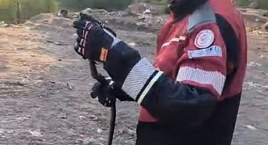 Hatay'da yerleşim yerlerinde görülen yılanlar doğal yaşam alanına bırakıldı