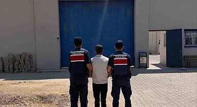 Hırsızlık suçundan hapis cezası ile aranan şahsı jandarma yakaladı