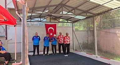 Huzurevi sakinleri bocce müsabakasında buluştu