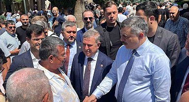 İçişleri Bakanı Çiftçi, cuma ve cenaze namazlarına katıldı
