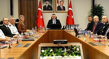 İçişleri Bakanı Mustafa Çiftçi, 'Kaçakçılık ve Organize Suçlarla Mücadele Güvenlik Toplantısı'na başkanlık etti