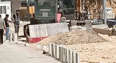 İnşaat işçisi silindirin çarpması sonucu yaralandı