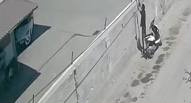 İnternet kablolarını gündüz vakti kesip çaldı