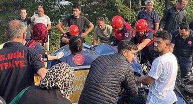 İşçi servisi ile otomobil çarpıştı: 1'i ağır 4 yaralı
