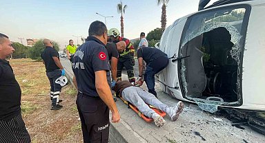 İtfaiye ekipleri genç sürücüyü camdan çıkardı