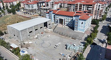 İTO Şehit Mustafa Gözütok Ortaokulu'na kapalı spor salonu kazandırılıyor