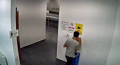 Kadınlar tuvaletindeki hırsızlık kameralara yansıdı