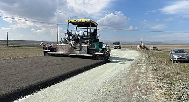 Kars'ta kırsal ulaşım atağı başladı
