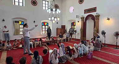 Kaymakam Ateş, Kur'an kursu öğrencileriyle buluştu