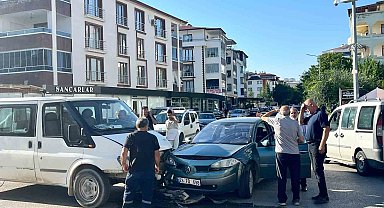 Kazadan kaçmak isterken motosiklet çarptı