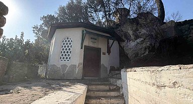 Kazdağları'ndaki yangın türbeye ulaşmadan söndürüldü