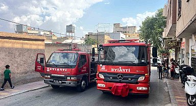 Kilis'te metruk evde yangın