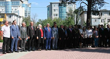 Kırgızistan'da 30 Ağustos Zafer Bayramı kutlandı