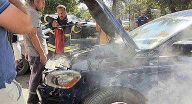 Kırklareli'nde otomobilden yükselen dumanlar paniğe sebep oldu