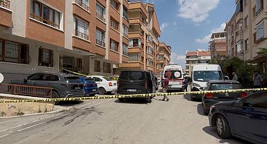 Komşusu tarafından öldürülen adamın arkadaşı: "Saldırganın önceden de olaylar çıkardığını ve apartmandaki kişilerle problem yaşadığını duymuştum"