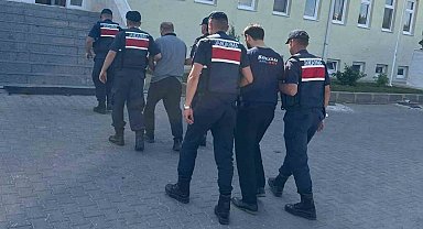 Köpeklerin kavgasına sinirlendi, çobanı öldürdü: Baba ile oğlu tutuklandı