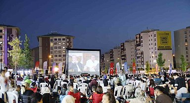 Körfez'de yaz akşamları mehteran ve "Hababam Sınıfı" ile renklendi
