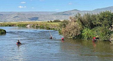 Kura Nehri'nde kaybolan Çoban'dan acı haber: Cansız bedeni 5 metre ileride bulundu