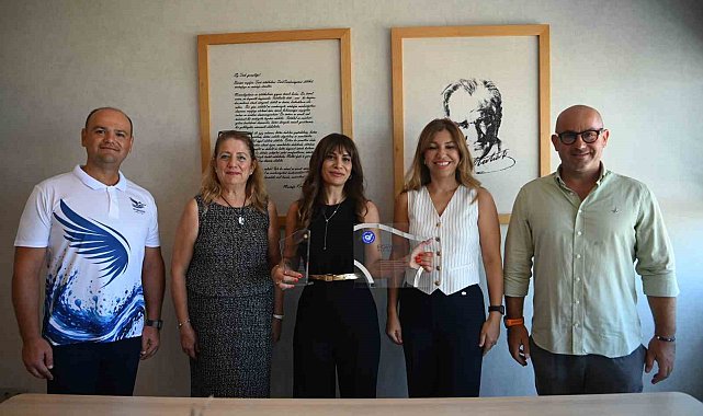 Kuşadası'nda kulaçlar kız öğrencilerin eğitimine destek olmak için atılacak