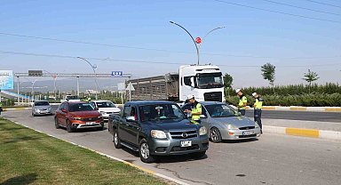 Kütahya'da emniyet kemeri ve çocuk bağlama sistemi denetimi