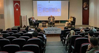 Kütahya'da "Malazgirt'ten Büyük Taarruz'a: Bir Zaferden Bir Zafer'e" konferansı
