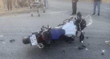 Lüleburgaz-Babaeski yolunda motosiklet otomobile çarptı: 1 ağır yaralı