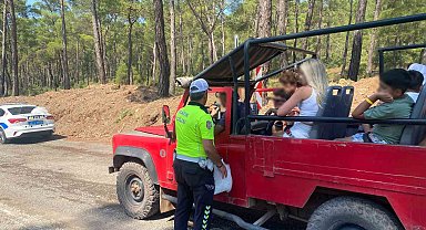 Marmaris'te cip safari araçlarına denetimde yakalanan alkollü sürücüye işlem uygulandı