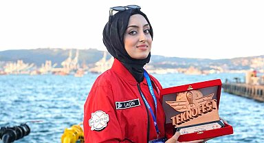 MCBÜ öğrencisine TEKNOFEST Mavi Vatan'dan edebi yazı ödülü