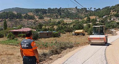 Mersin Büyükşehir Belediyesi kırsal yolları yeniliyor